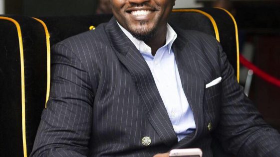 John Dumelo