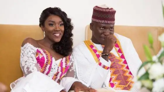 Stonebwoy marries Dr Ansong braperucci.com 11 e1574928728445 700x430 1