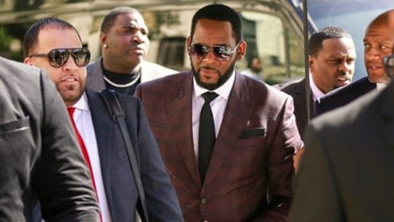 R.Kelly’s Friends Charged For Threatening Women Who Accused The Singer Of Sex Crimes