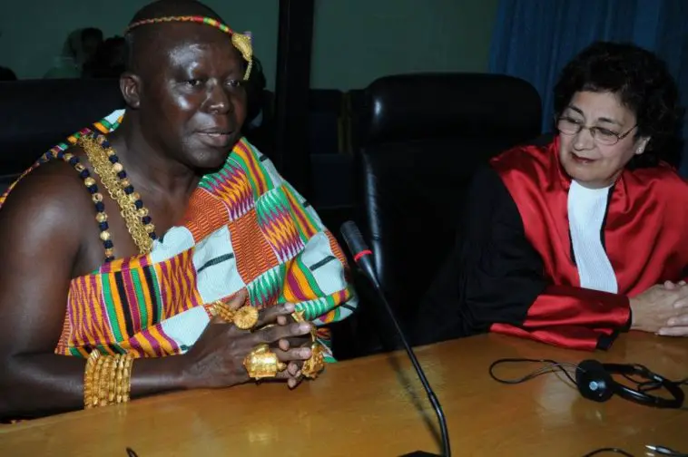 Don’t Run To Politicians For Favors – Otumfuor Advices Chiefs