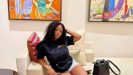 Mahama’s Daughter Gives Fashion goals in Short Jeans