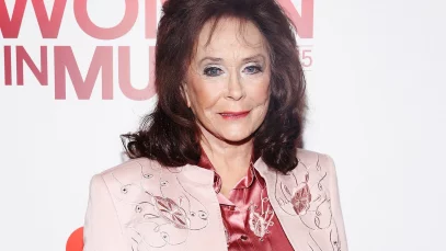 Loretta Lynn dead: cause of death